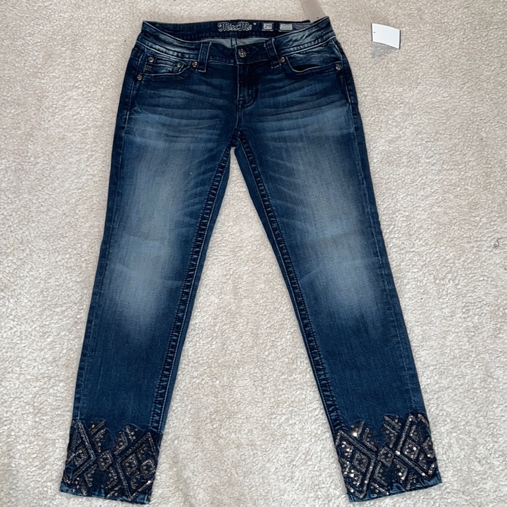 Miss Me Signature Ankle Skinny jeans size 29 sequins